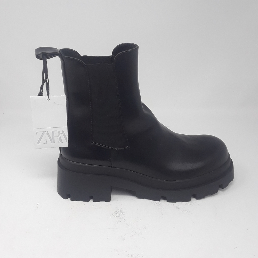 NWT ZARA Blogger Favorite Lug Sole Low Heel Ankle - Picture 3 of 6